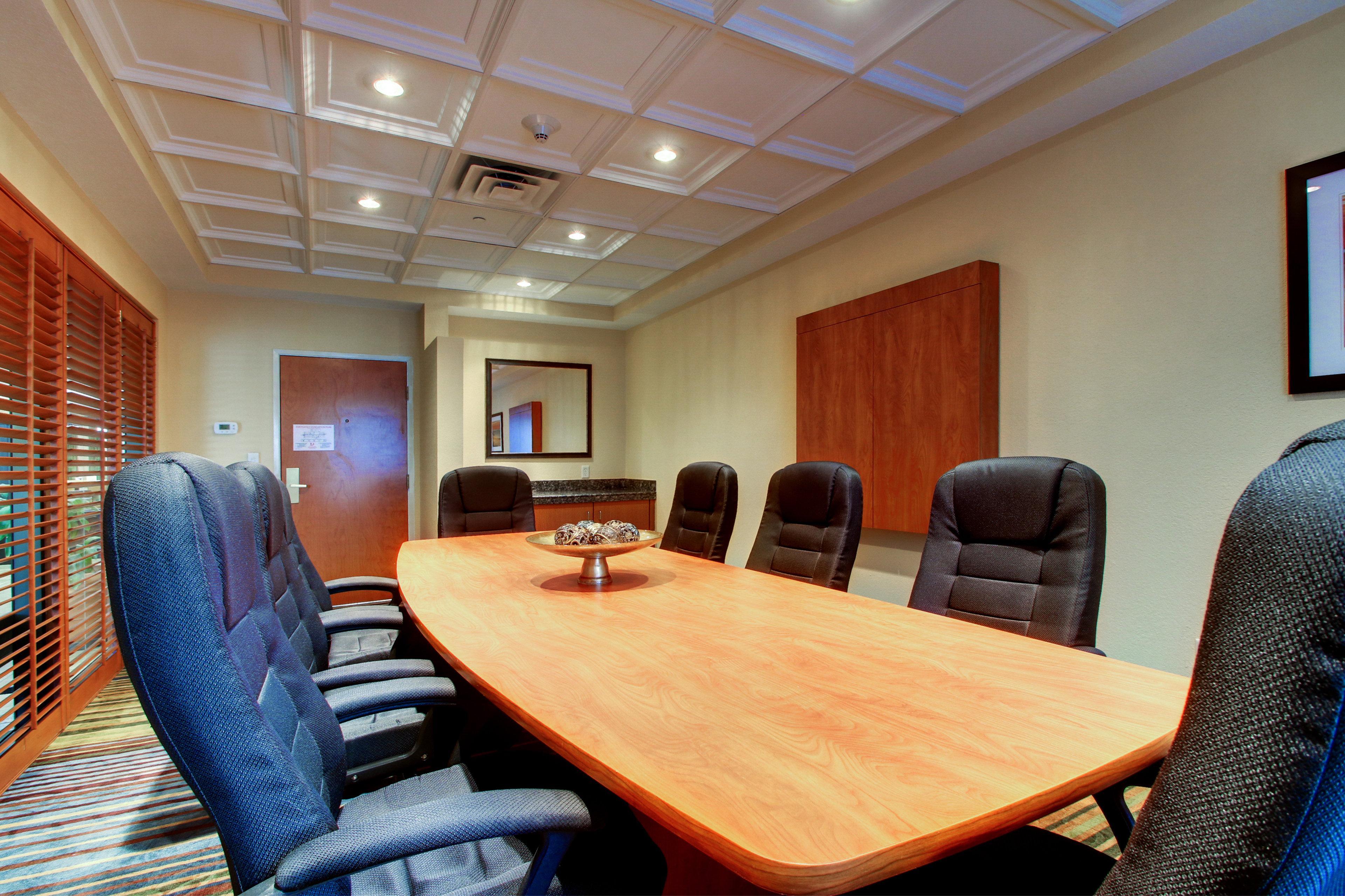 Holiday Inn Express & Suites Jacksonville South East - Medical Center Area By Ihg Eksteriør billede