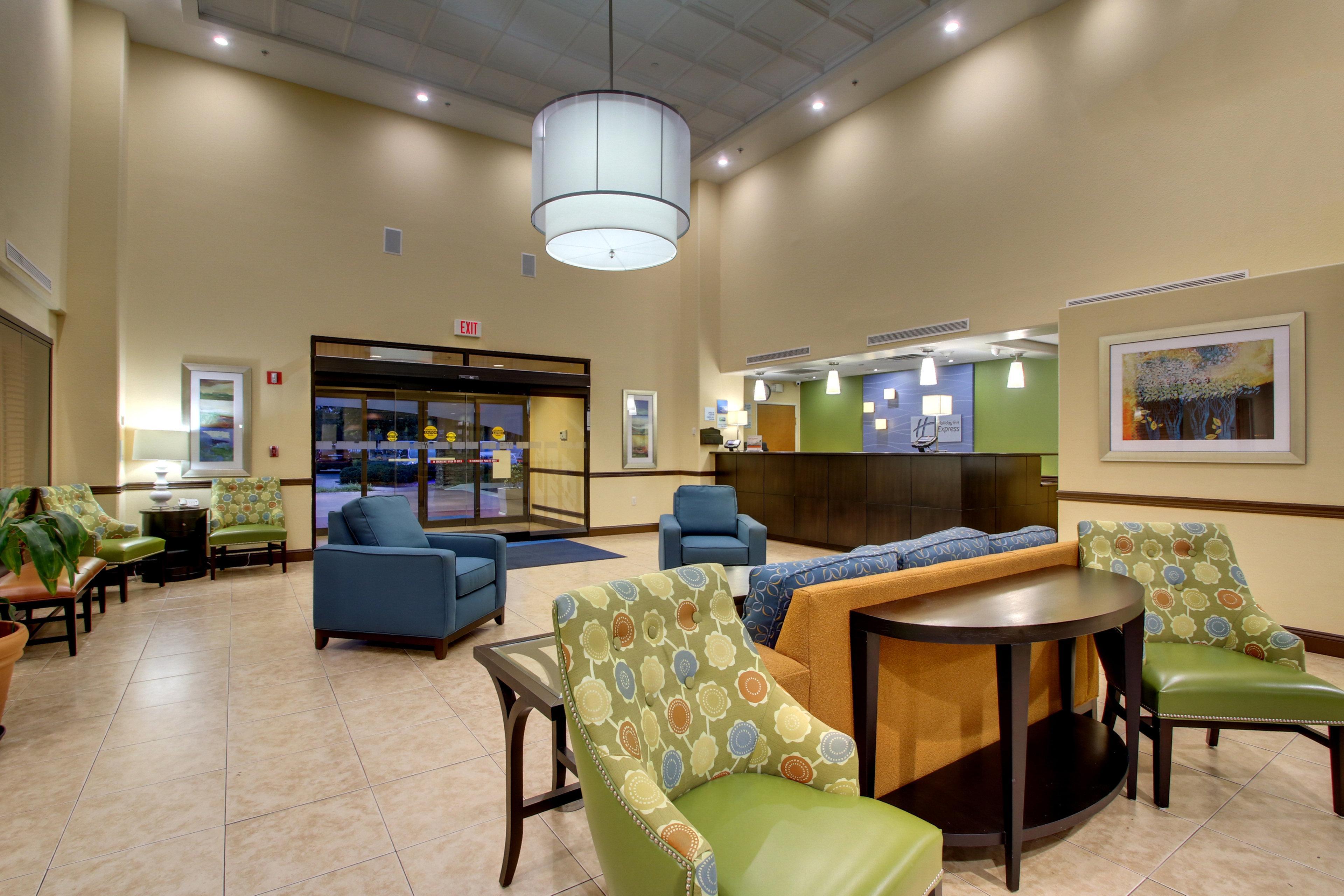 Holiday Inn Express & Suites Jacksonville South East - Medical Center Area By Ihg Eksteriør billede
