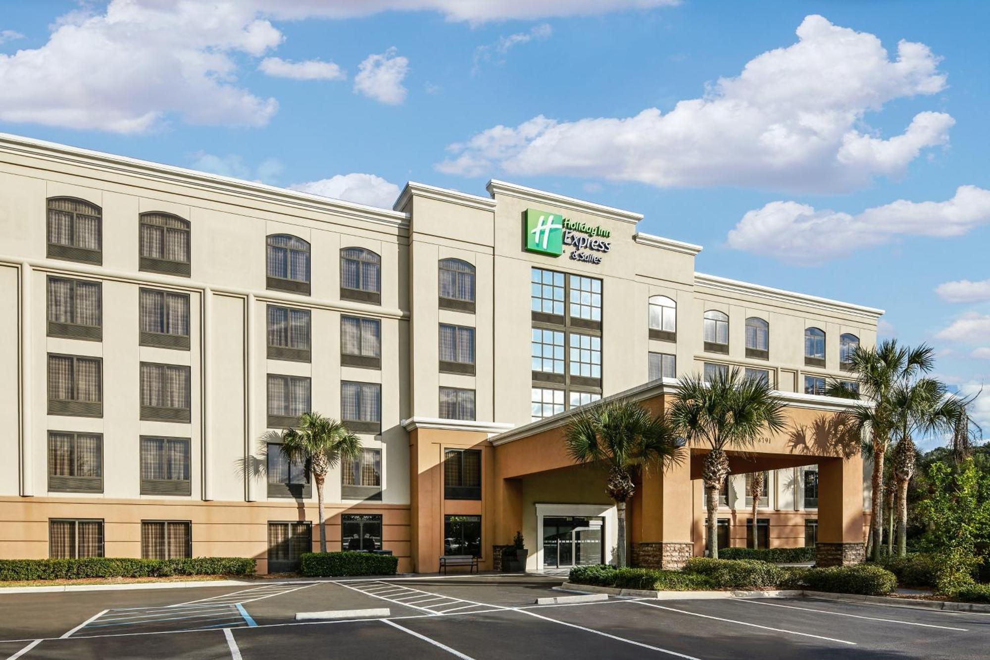 Holiday Inn Express & Suites Jacksonville South East - Medical Center Area By Ihg Eksteriør billede