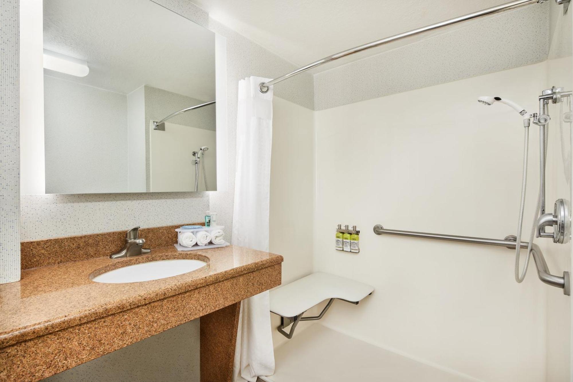 Holiday Inn Express & Suites Jacksonville South East - Medical Center Area By Ihg Eksteriør billede