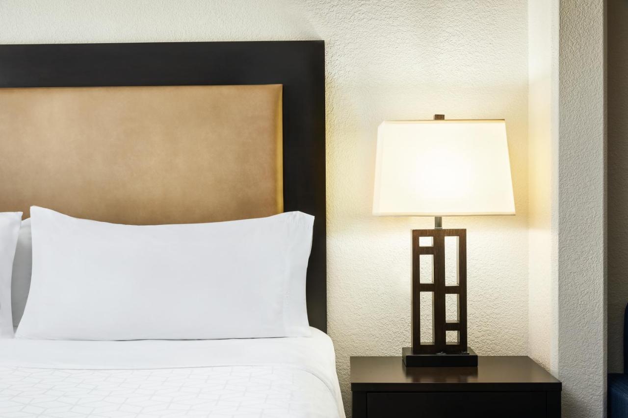 Holiday Inn Express & Suites Jacksonville South East - Medical Center Area By Ihg Værelse billede